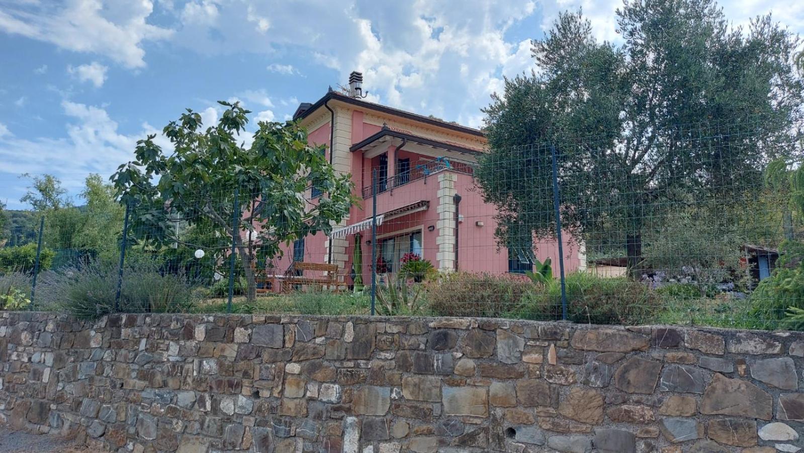 La Quercia Casa Vacanza Imperia Buitenkant foto